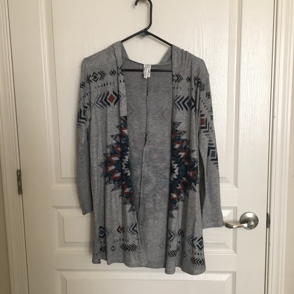 Top - Picture 2 of 3